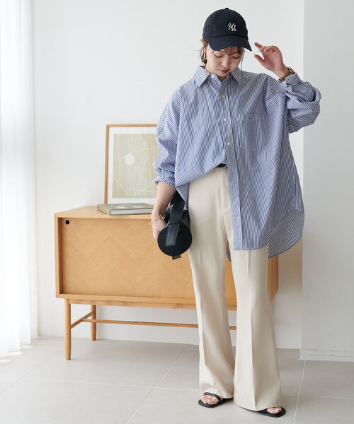 DISCOAT（ディスコート）の「フレアパンツ《WEB限定カラーあり》（スラックス・レディース・グレー/グレイッシュベージュ/アイボリー/ブラック/ライトグレー・SMALL/MEDIUM/LARGE）」の10枚目の写真