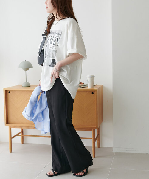 DISCOAT（ディスコート）の「フレアパンツ《WEB限定カラーあり》（スラックス・レディース・グレー/グレイッシュベージュ/アイボリー/ブラック/ライトグレー・SMALL/MEDIUM/LARGE）」の17枚目の写真