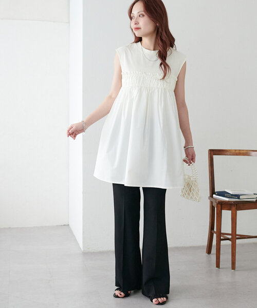 DISCOAT（ディスコート）の「フレアパンツ《WEB限定カラーあり》（スラックス・レディース・グレー/グレイッシュベージュ/アイボリー/ブラック/ライトグレー・SMALL/MEDIUM/LARGE）」の22枚目の写真