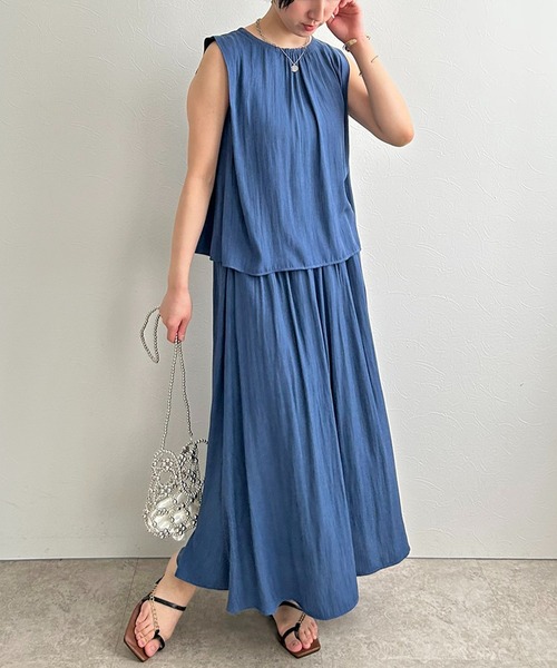 LHELBIE(レルビエ)の「割線ノースリーブトップス(シャツ/ブラウス・レディース・ブルー/ブラック/ライトブルー・M)」の6枚目の写真