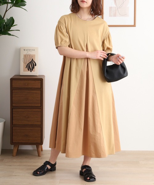 Anna Nicola(アンナニコラ)の「Anna Nicola 袖ギャザージャージーワンピース(ワンピース・レディース・ベージュ/テラコッタ/ブラック・38)」の7枚目の写真