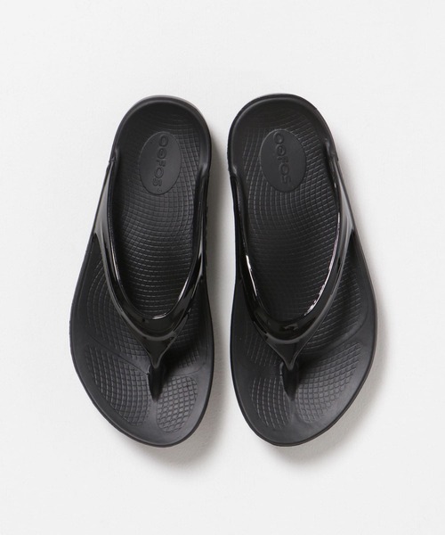 OOFOS(ウーフォス)の「OOFOS OOlala(サンダル・レディース・ブラック・8/7/6)」の3枚目の写真