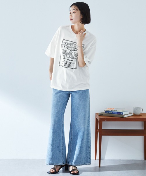 MONO-MART（モノマート）の「2WAYリバーシブル ポスターデザイングラフィック半袖Tシャツ（Tシャツ/カットソー・レディース・アイボリー/オフホワイト/ピンク系/スミクロ/ネイビー/ブラック系/オートミール・M/L）」の13枚目の写真