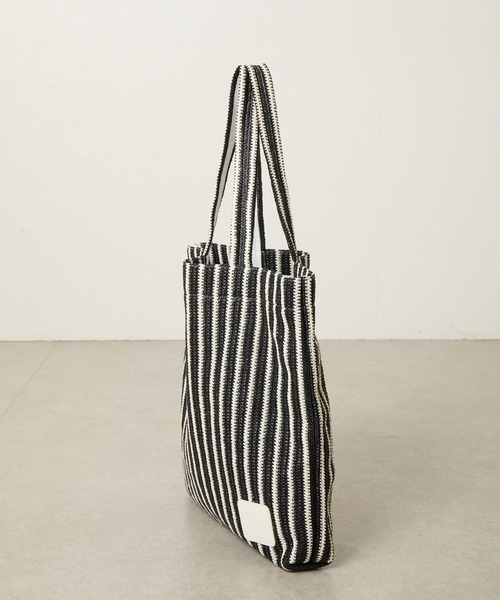 PAPILLONNER（パピヨネ）の「ラフィアビッグトート（トートバッグ・レディース・ブラック/ベージュ・FREE）」の5枚目の写真