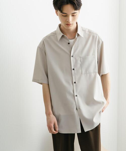 SENSE OF PLACE by URBAN RESEARCH（センスオブプレイスバイアーバンリサーチ）の「クイックドライレギュラーカラーS/Sシャツ（シャツ/ブラウス・メンズ・ライトベージュ/ブルー/カーキ/ブラック・MEDIUM/LARGE）」の16枚目の写真