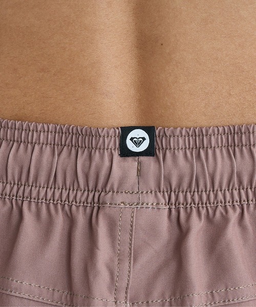 ROXY(ロキシー)の「COASTLINE /ロキシーボードショーツ(水着)(水着・レディース・ベージュ/ブラック・SMALL/MEDIUM/LARGE)」の13枚目の写真