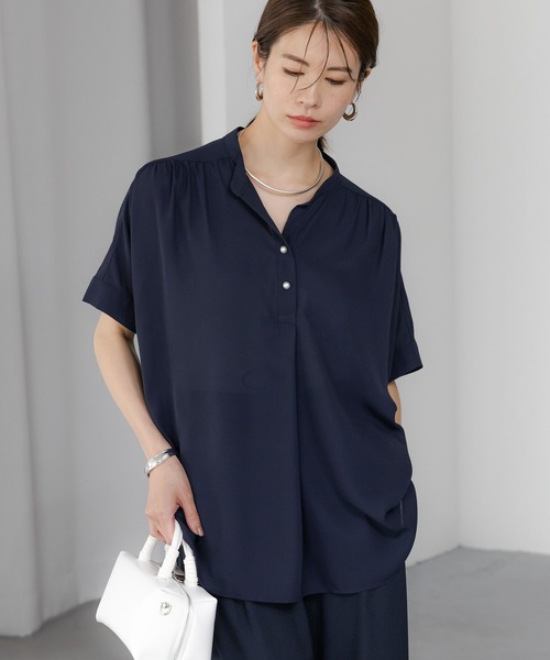 Elura（エルーラ）の「サラサラ着映えスキッパーチュニック/491472（シャツ/ブラウス・レディース・ライトイエロー/ブラック系その他/ライトブルー/ネイビー・FREE）」の11枚目の写真