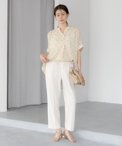 Elura（エルーラ）の「サラサラ着映えスキッパーチュニック/491472（シャツ/ブラウス・レディース・ライトイエロー/ブラック系その他/ライトブルー/ネイビー・FREE）」の15枚目の写真