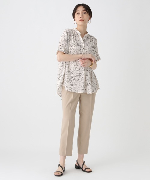 Elura（エルーラ）の「サラサラ着映えスキッパーチュニック/491472（シャツ/ブラウス・レディース・ライトイエロー/ブラック系その他/ライトブルー/ネイビー・FREE）」の19枚目の写真