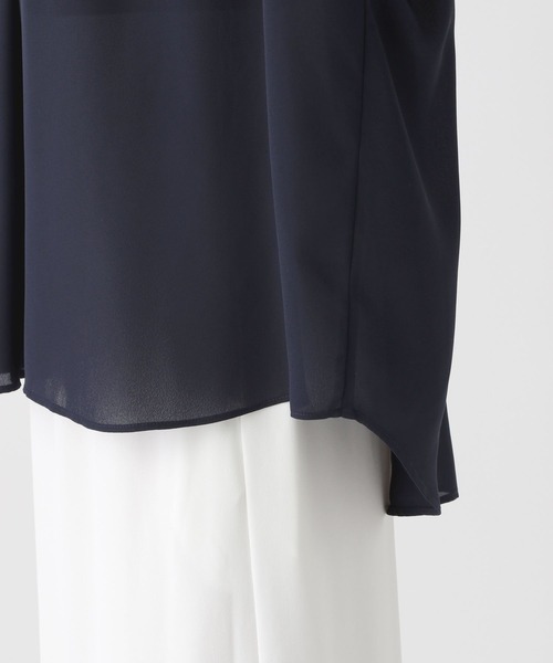 Elura（エルーラ）の「サラサラ着映えスキッパーチュニック/491472（シャツ/ブラウス・レディース・ライトイエロー/ブラック系その他/ライトブルー/ネイビー・FREE）」の5枚目の写真