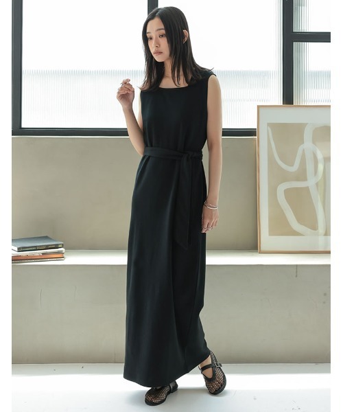 Re:EDIT（リエディ）の「[全骨格きれい見え][低身長/高身長サイズ有][体型カバー][イージーケア]ストレートorフレア選べるシルエットライトダンボールリボン付きノースリーブワンピース（ワンピース・レディース・ブラウン/ホワイト系その他/ブラック系その他/ブラック/アイボリー/ブラウン系その他・SHORT/MEDIUM/TALL/LARGE）」の8枚目の写真