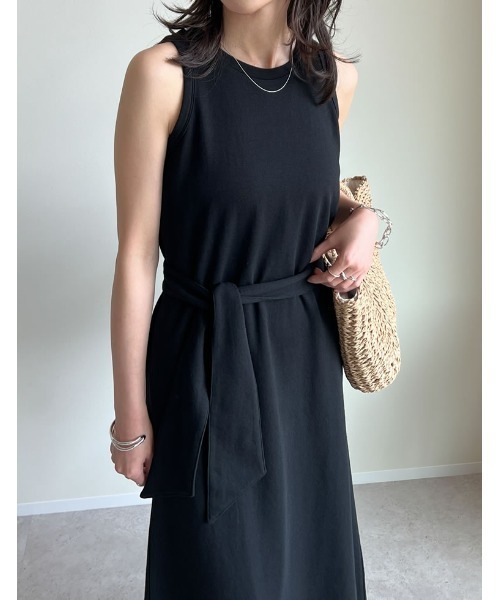 Re:EDIT（リエディ）の「[全骨格きれい見え][低身長/高身長サイズ有][体型カバー][イージーケア]ストレートorフレア選べるシルエットライトダンボールリボン付きノースリーブワンピース（ワンピース・レディース・ブラウン/ホワイト系その他/ブラック系その他/ブラック/アイボリー/ブラウン系その他・SHORT/MEDIUM/TALL/LARGE）」の13枚目の写真