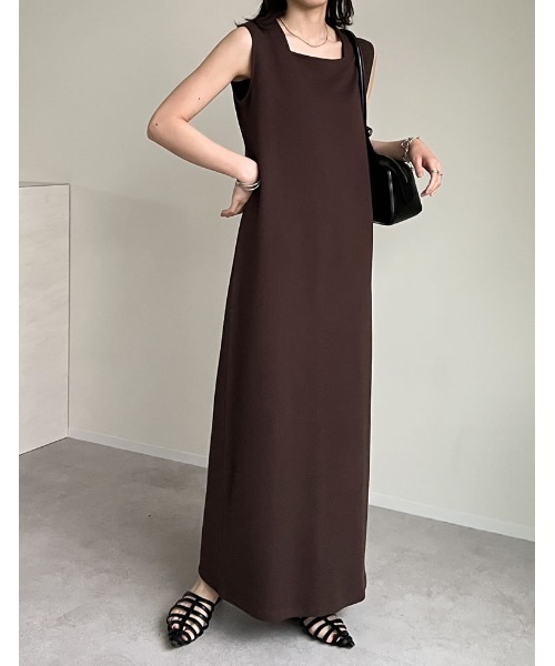 Re:EDIT（リエディ）の「[全骨格きれい見え][低身長/高身長サイズ有][体型カバー][イージーケア]ストレートorフレア選べるシルエットライトダンボールリボン付きノースリーブワンピース（ワンピース・レディース・ブラウン/ホワイト系その他/ブラック系その他/ブラック/アイボリー/ブラウン系その他・SHORT/MEDIUM/TALL/LARGE）」の22枚目の写真