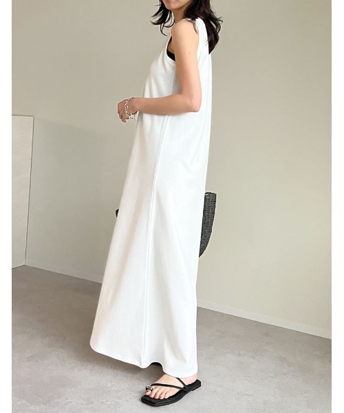 Re:EDIT（リエディ）の「[全骨格きれい見え][低身長/高身長サイズ有][体型カバー][イージーケア]ストレートorフレア選べるシルエットライトダンボールリボン付きノースリーブワンピース（ワンピース・レディース・ブラウン/ホワイト系その他/ブラック系その他/ブラック/アイボリー/ブラウン系その他・SHORT/MEDIUM/TALL/LARGE）」の20枚目の写真