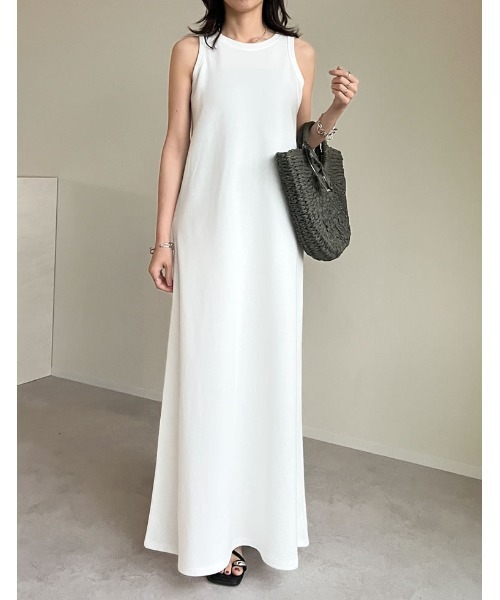 Re:EDIT（リエディ）の「[全骨格きれい見え][低身長/高身長サイズ有][体型カバー][イージーケア]ストレートorフレア選べるシルエットライトダンボールリボン付きノースリーブワンピース（ワンピース・レディース・ブラウン/ホワイト系その他/ブラック系その他/ブラック/アイボリー/ブラウン系その他・SHORT/MEDIUM/TALL/LARGE）」の21枚目の写真