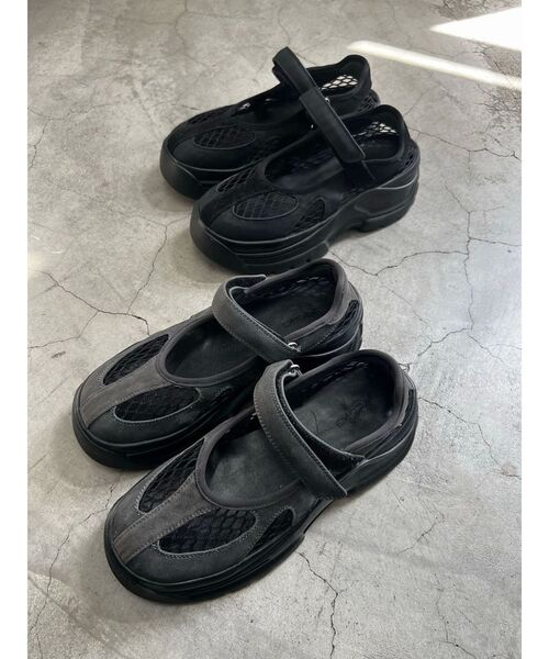 EMODA(エモダ)の「メッシュコンビバルキーシューズ(スニーカー・レディース・ブラック/グレー・SMALL/MEDIUM/LARGE)」の7枚目の写真