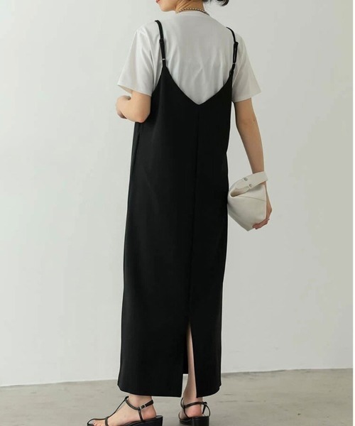 SallyLunn(サリーラン)の「バックスリットキャミワンピース(ワンピース・レディース・ベージュ/ブラック・LARGE/MEDIUM)」の3枚目の写真
