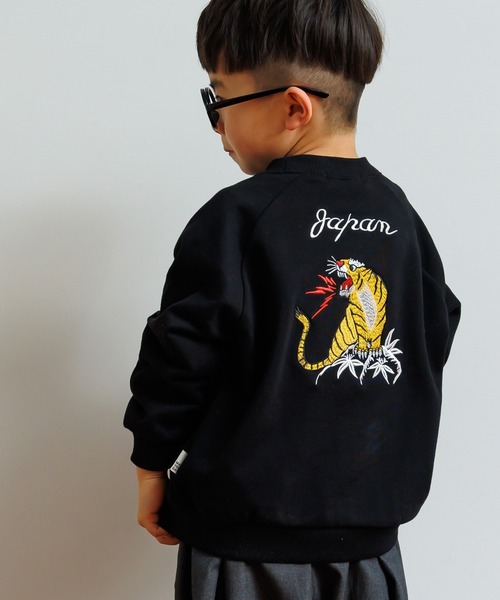 MAKE YOUR DAY（メイクユアデイ）の「トラ刺繍ファミリー裏毛トレーナー■80～140cm（スウェット・キッズ・カーキ/ブラック・120/130/110/100/90/80/140）」の2枚目の写真