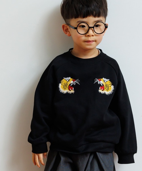 MAKE YOUR DAY（メイクユアデイ）の「トラ刺繍ファミリー裏毛トレーナー■80～140cm（スウェット・キッズ・カーキ/ブラック・120/130/110/100/90/80/140）」の6枚目の写真