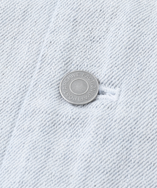 POST ARCHIVE FACTION(ポストアーカイブファンクション)の「POST ARCHIVE FACTION / ポストアーカイブファッション 8.0 DENIM JACKET(その他アウター・メンズ・ライトグレー・LARGE/MEDIUM)」の4枚目の写真