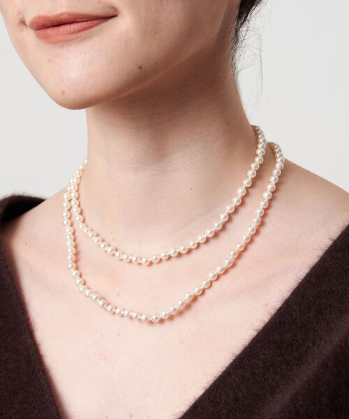 UNITED ARROWS（ユナイテッドアローズ）の「イミテーションパール ノット ネックレス（ネックレス・レディース・ホワイト・FREE）」の2枚目の写真