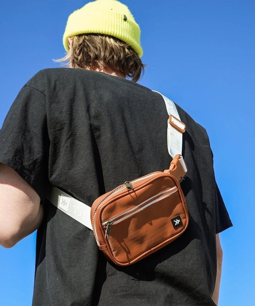 THREAD(スレッド)の「THREAD/スレッド ボディバッグ PACK BAGS BB-SP22/FP-F21(ボディバッグ/ウエストポーチ・メンズ・ブラック/キャメル/クリア・ONE)」の2枚目の写真