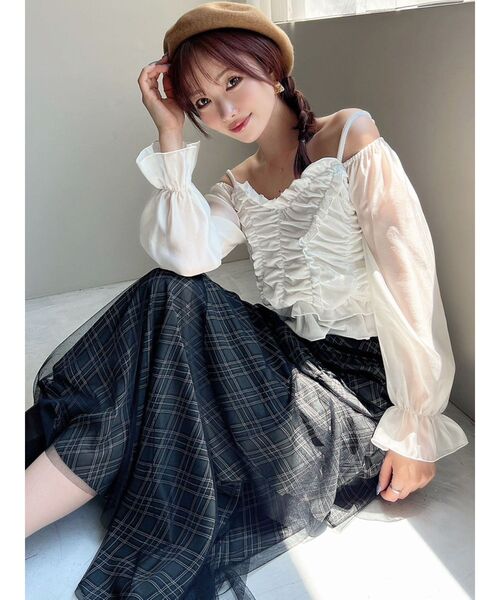 RESEXXY(リゼクシー)の「ギャザーベロアペプラムブラウス(シャツ/ブラウス・レディース・ブルー/ブラック/ホワイト・FREE)」の10枚目の写真