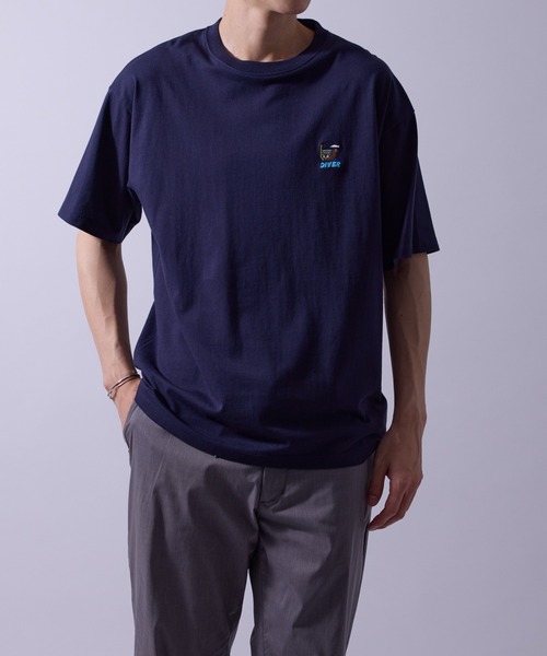 j.n.r.d(ジェー・エヌ・アール・ディー)の「【接触冷感】j.n.r.d/ワンポイントベア刺繍Tシャツ(Tシャツ/カットソー・メンズ・ベージュ/ネイビー/ホワイト・L/LL/S/M)」の3枚目の写真