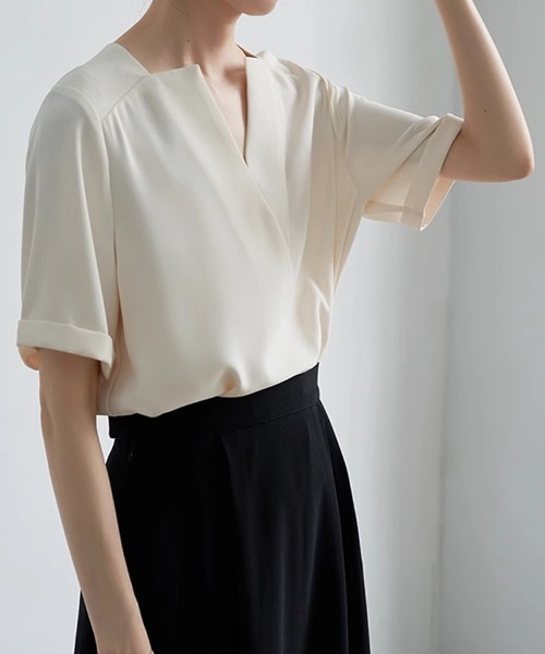 Beststore(ベストストア)の「キーネック 半袖 シャツブラウス(シャツ/ブラウス・レディース・ライトベージュ/ライトグリーン/カーキ/ネイビー/マスタード/スカイブルー/ブラック・M/L)」の13枚目の写真