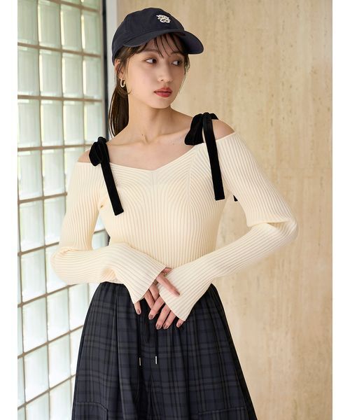 ショルダーリボンオフショルニットプルオーバー（ニット/セーター