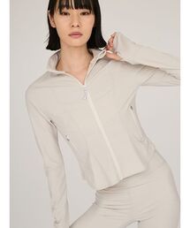 emmi（エミ）の「サステナレッチUnity フットネスジャケット（ブルゾン）」