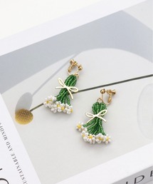 Three Four Time（スリーフォータイム）の「ビーズブーケイヤリング（イヤリング）」