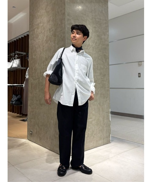 ESTNATION（エストネーション）の「ESTNATION / コットンサテン レギュラーカラーシャツ（シャツ/ブラウス・メンズ・チャコールグレー/ネイビー/ホワイト・LARGE/MEDIUM/X-LARGE）」の20枚目の写真