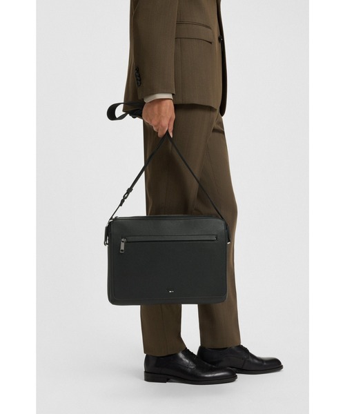 セール】グレイン フェイクレザー メッセンジャーバッグ エンボスロゴ