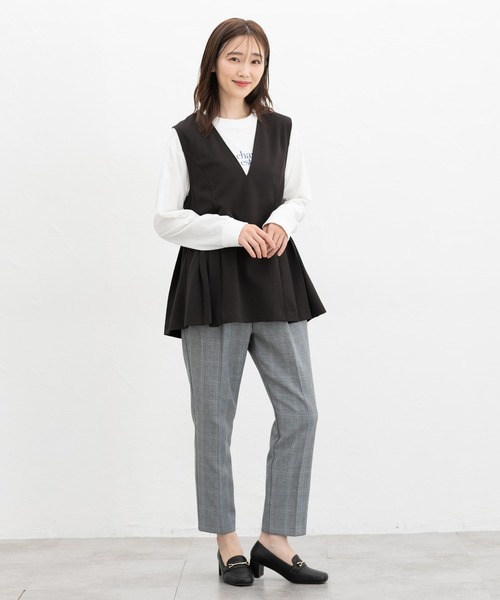 Honeys(ハニーズ)の「【イージーケア】脇プリーツベスト(ベスト・レディース・ブラック/チャコール/ブラウン系その他・LL/L/M/S)」の8枚目の写真