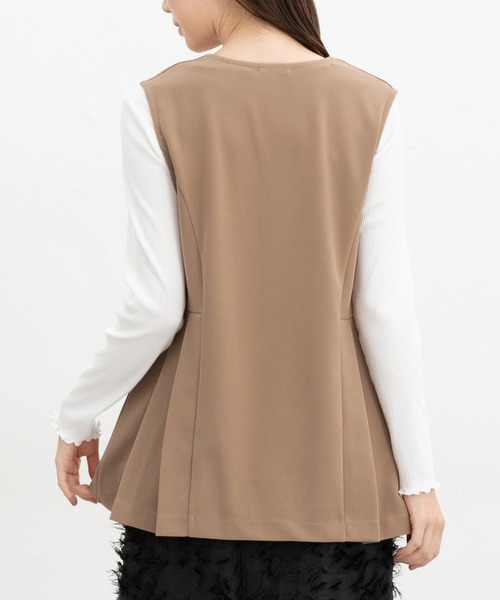 Honeys(ハニーズ)の「【イージーケア】脇プリーツベスト(ベスト・レディース・ブラック/チャコール/ブラウン系その他・LL/L/M/S)」の19枚目の写真