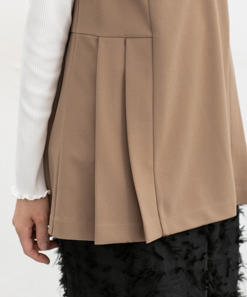 Honeys(ハニーズ)の「【イージーケア】脇プリーツベスト(ベスト・レディース・ブラック/チャコール/ブラウン系その他・LL/L/M/S)」の22枚目の写真