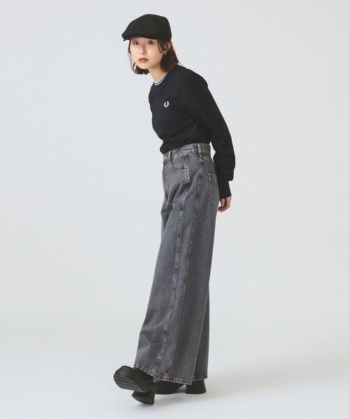 FRED PERRY(フレッドペリー)の「FRED PERRY / ツイン ティップド ロングスリーブ Tシャツ(Tシャツ/カットソー・レディース・ネイビー/ブラック/ホワイト・SMALL)」の4枚目の写真