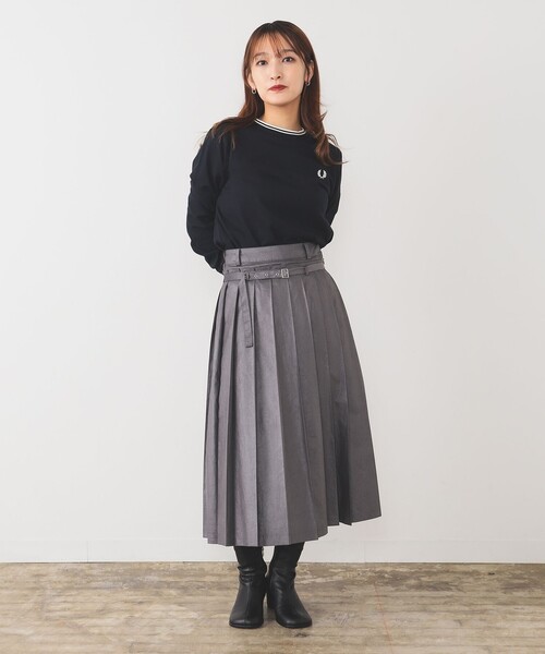 FRED PERRY(フレッドペリー)の「FRED PERRY / ツイン ティップド ロングスリーブ Tシャツ(Tシャツ/カットソー・レディース・ネイビー/ブラック/ホワイト・SMALL)」の7枚目の写真