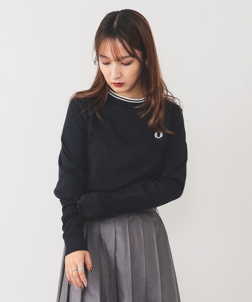 FRED PERRY(フレッドペリー)の「FRED PERRY / ツイン ティップド ロングスリーブ Tシャツ(Tシャツ/カットソー・レディース・ネイビー/ブラック/ホワイト・SMALL)」の9枚目の写真
