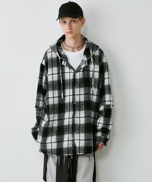 AIVER(アイバー)の「AIVER レイヤードオンブレチェックシャツ(シャツ/ブラウス・メンズ・ブラック/ブルー/レッド/ダークブラック・SMALL/MEDIUM/LARGE)」の6枚目の写真