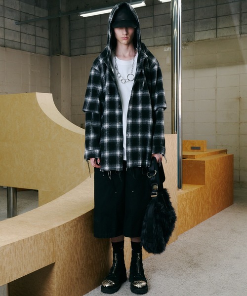 AIVER(アイバー)の「AIVER レイヤードオンブレチェックシャツ(シャツ/ブラウス・メンズ・ブラック/ブルー/レッド/ダークブラック・SMALL/MEDIUM/LARGE)」の5枚目の写真