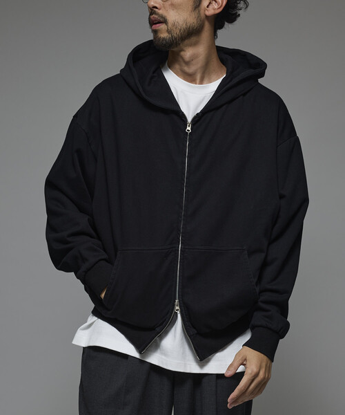 Firsthand(ファーストハンド)の「Firsthand/ファーストハンド 配色 リラックスフィット ダブルジップフーディ / ダブルフェイス ジップアップ フーディ(パーカー・メンズ・グレー/チャコールグレー/ブラック・M/L)」の4枚目の写真