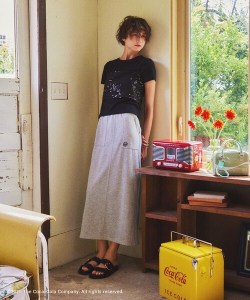 Coca Cola（コカコーラ）の「【Coca-Cola】【汗染み加工・セットアップ対応】ラメ入りミニ裏毛アイラインスカート（スカート・レディース・ライトグレー/チャコールグレー/グレー系その他・L/M）」の13枚目の写真