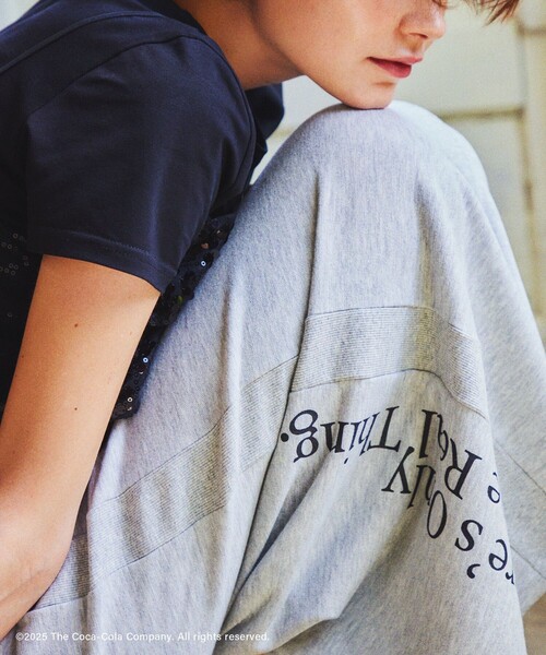 Coca Cola（コカコーラ）の「【Coca-Cola】【汗染み加工・セットアップ対応】ラメ入りミニ裏毛アイラインスカート（スカート・レディース・ライトグレー/チャコールグレー/グレー系その他・L/M）」の15枚目の写真