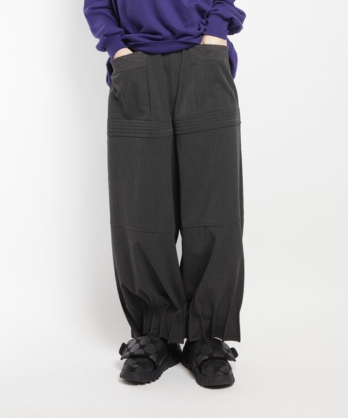 gomme(ゴム)の「サーモストレッチ ジャムタックパンツ2(その他パンツ・レディース・ブラック/チャコール・MEDIUM)」の1枚目の写真