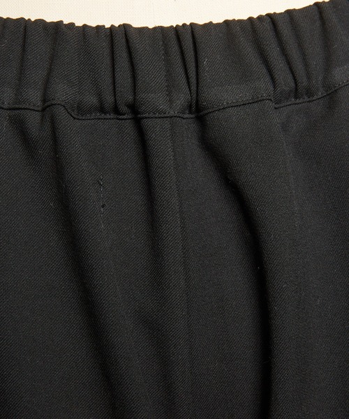 gomme(ゴム)の「サーモストレッチ ジャムタックパンツ2(その他パンツ・レディース・ブラック/チャコール・MEDIUM)」の19枚目の写真