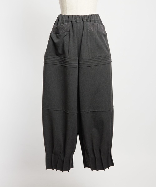 gomme(ゴム)の「サーモストレッチ ジャムタックパンツ2(その他パンツ・レディース・ブラック/チャコール・MEDIUM)」の20枚目の写真