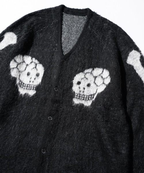 THRIFTY LOOK(スリフティールック)の「THRIFTY LOOK / スリフティールック RAGLAN SLEEVE SOUVENIR CARDIGAN スーベニアデザイン ラグランスリーブ カーディガン モヘアタッチ(カーディガン/ボレロ・メンズ・ブラック系その他/ブラック・SMALL/MEDIUM/LARGE)」の16枚目の写真