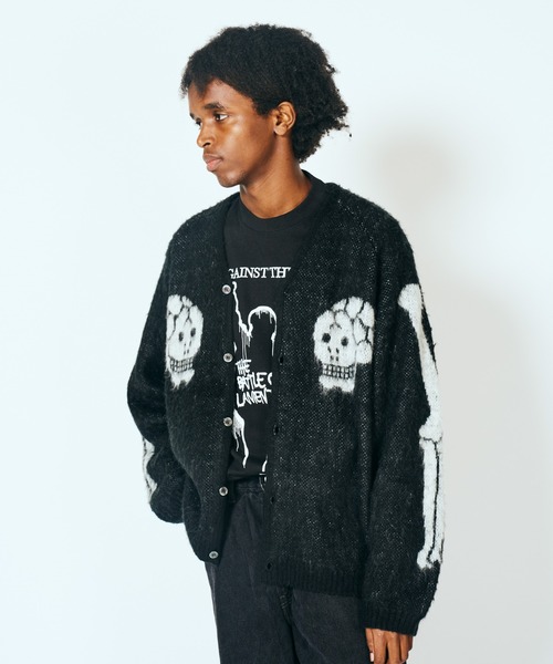 THRIFTY LOOK(スリフティールック)の「THRIFTY LOOK / スリフティールック RAGLAN SLEEVE SOUVENIR CARDIGAN スーベニアデザイン ラグランスリーブ カーディガン モヘアタッチ(カーディガン/ボレロ・メンズ・ブラック系その他/ブラック・SMALL/MEDIUM/LARGE)」の6枚目の写真